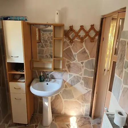 Mikros Paradisos *