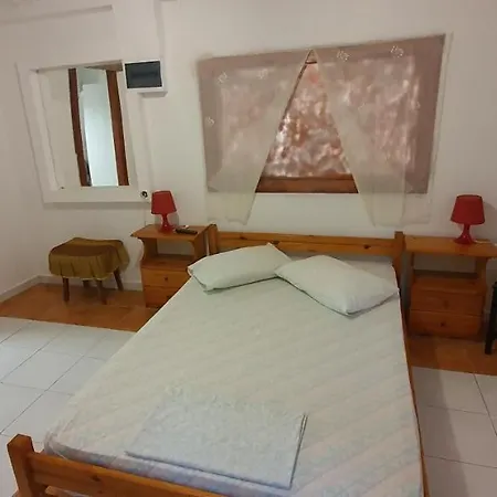 Mikros Paradisos Casa de Férias